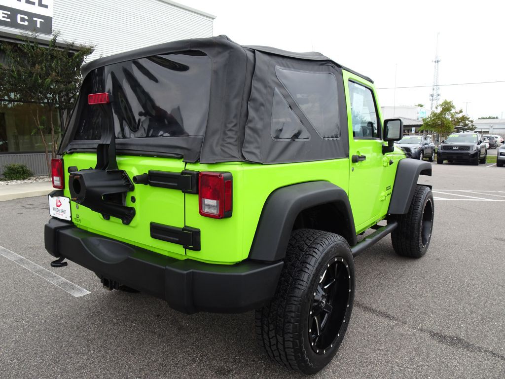 2013 Jeep Wrangler Image 3