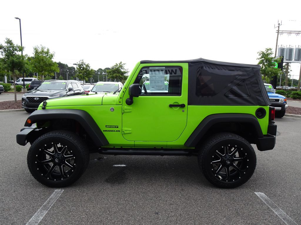 2013 Jeep Wrangler Image 6