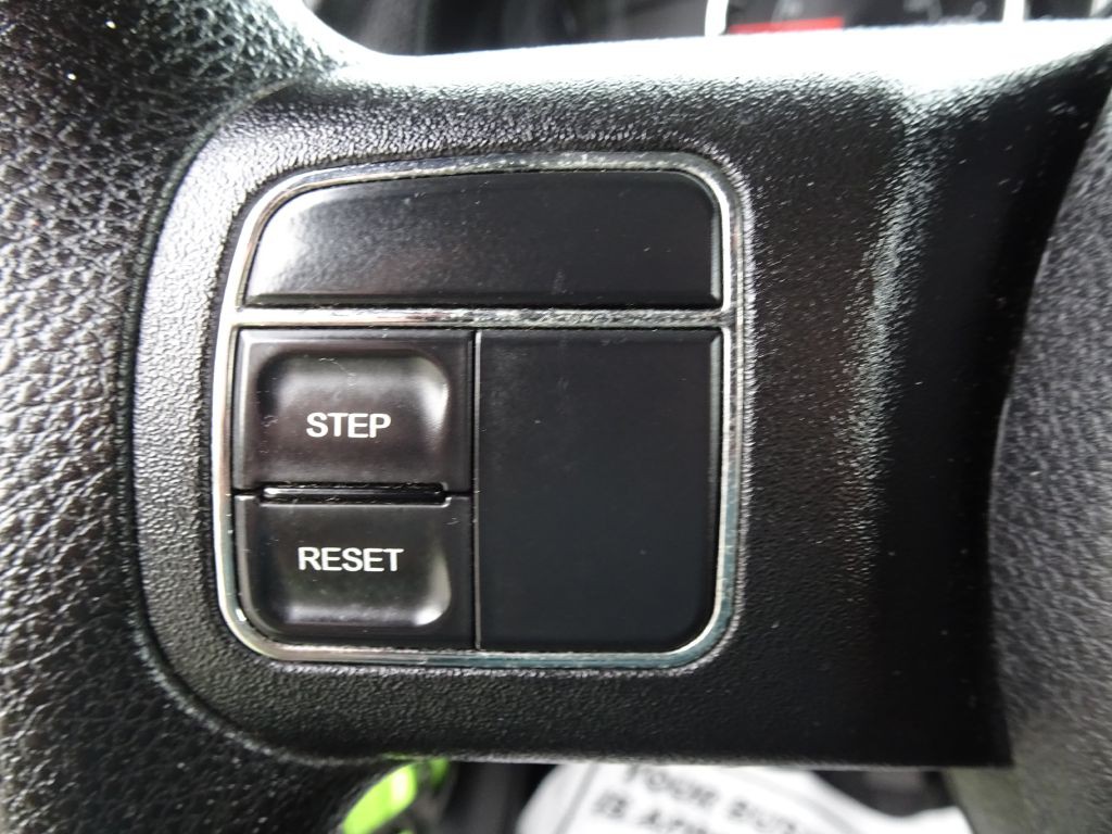 2013 Jeep Wrangler Image 17