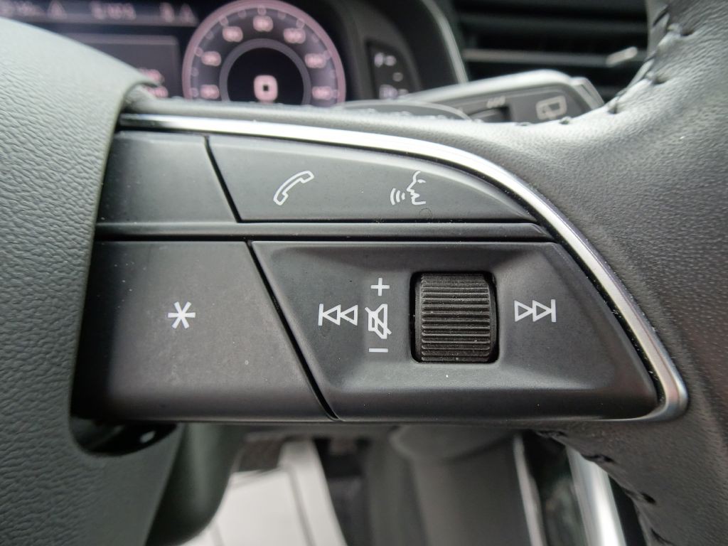 2019 Audi Q8 Image 26