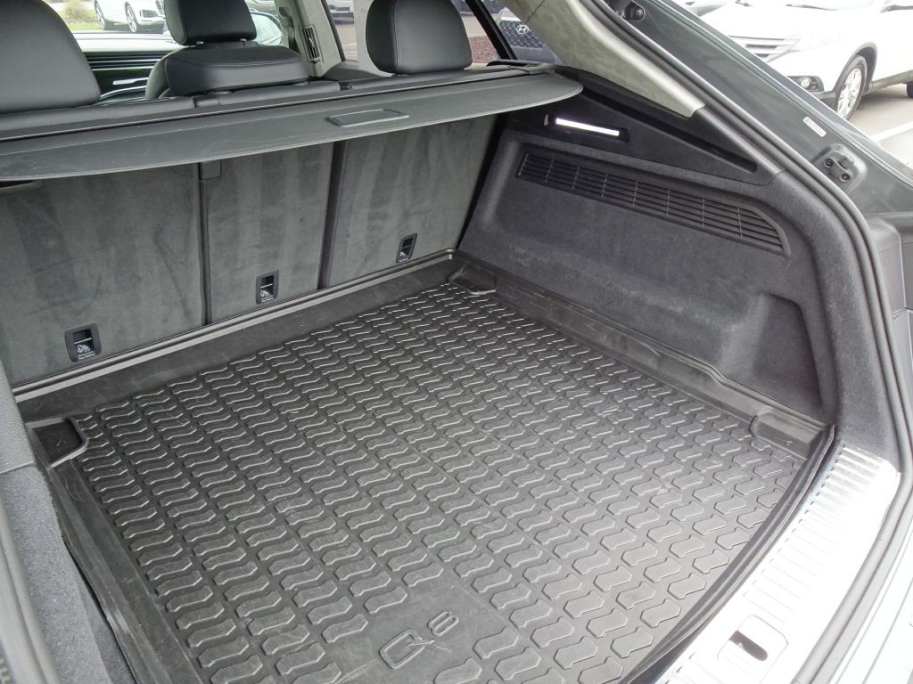 2019 Audi Q8 Image 29