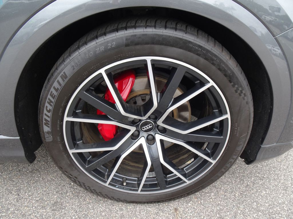 2019 Audi Q8 Image 33