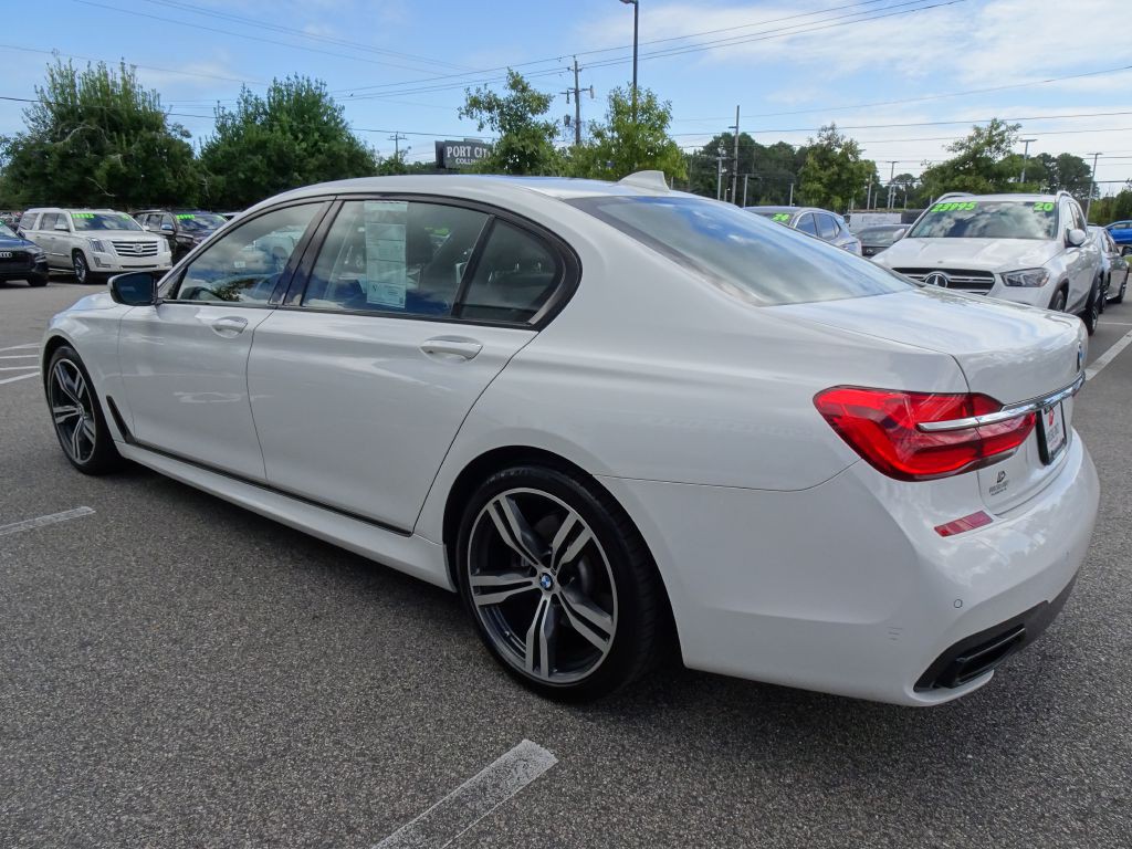 2018 BMW 7 Series Image 5