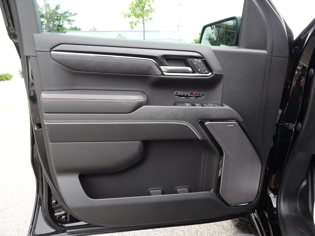 2023 GMC Sierra Image 11