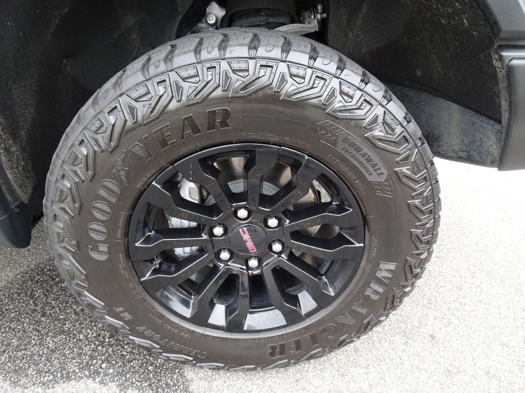 2023 GMC Sierra Image 41