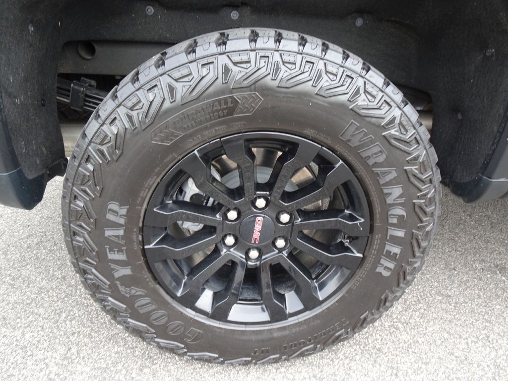 2023 GMC Sierra Image 43