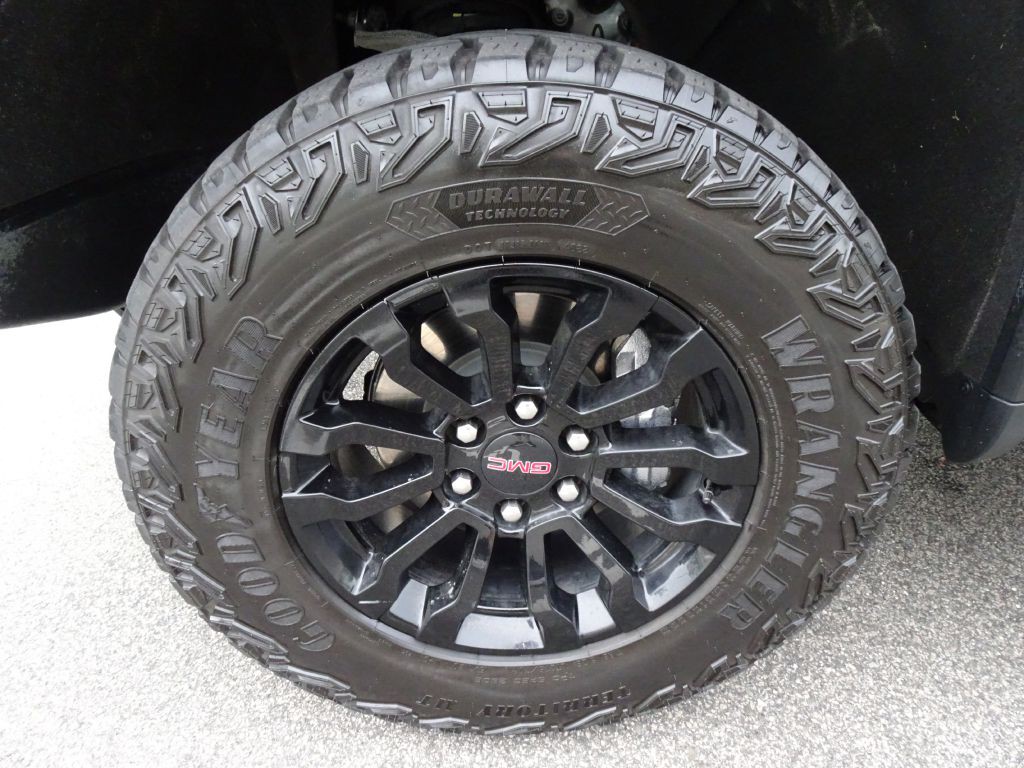 2023 GMC Sierra Image 47