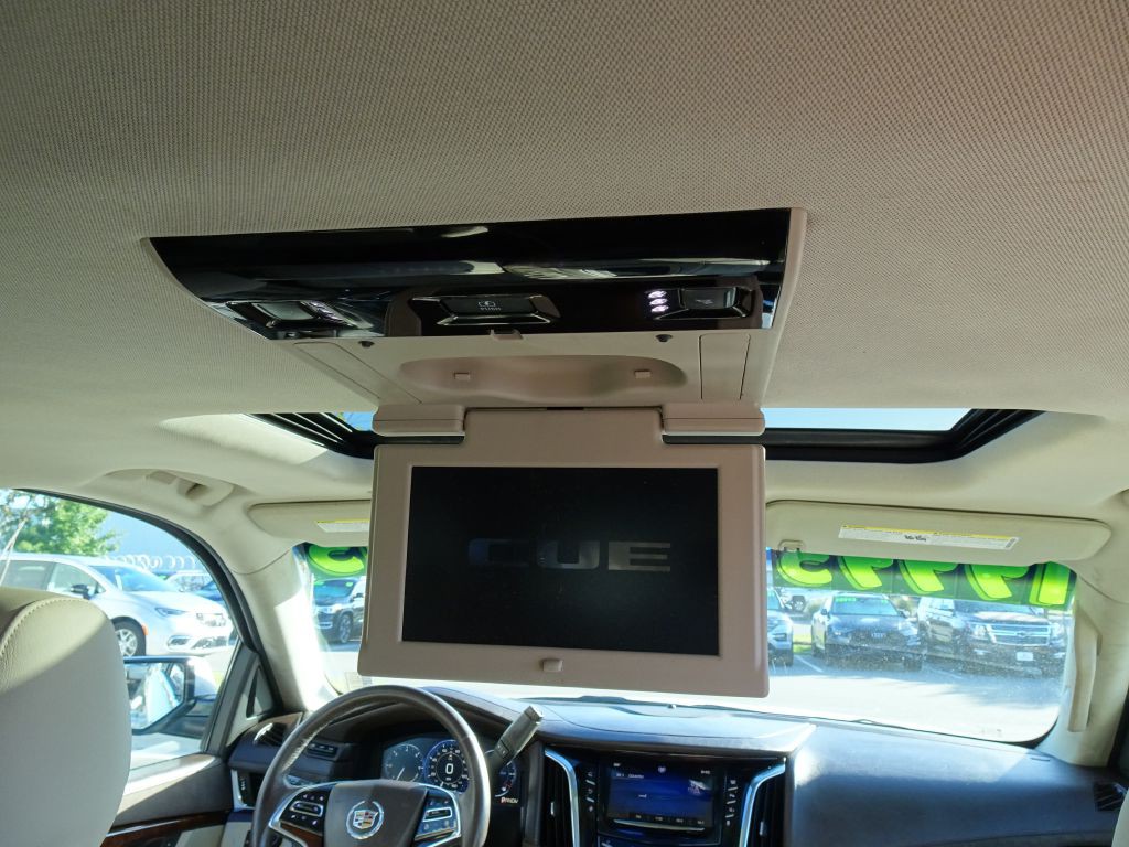 2015 Cadillac Escalade Image 23