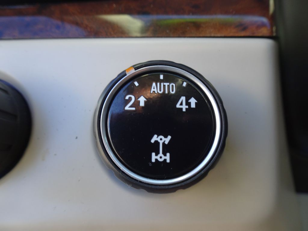 2015 Cadillac Escalade Image 33