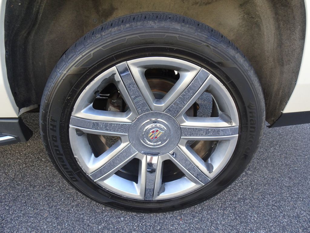 2015 Cadillac Escalade Image 43