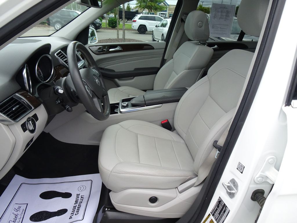 2015 Mercedes-Benz M-Class Image 9
