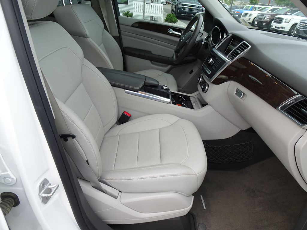 2015 Mercedes-Benz M-Class Image 13