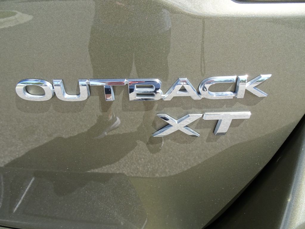 2020 Subaru Outback Image 43