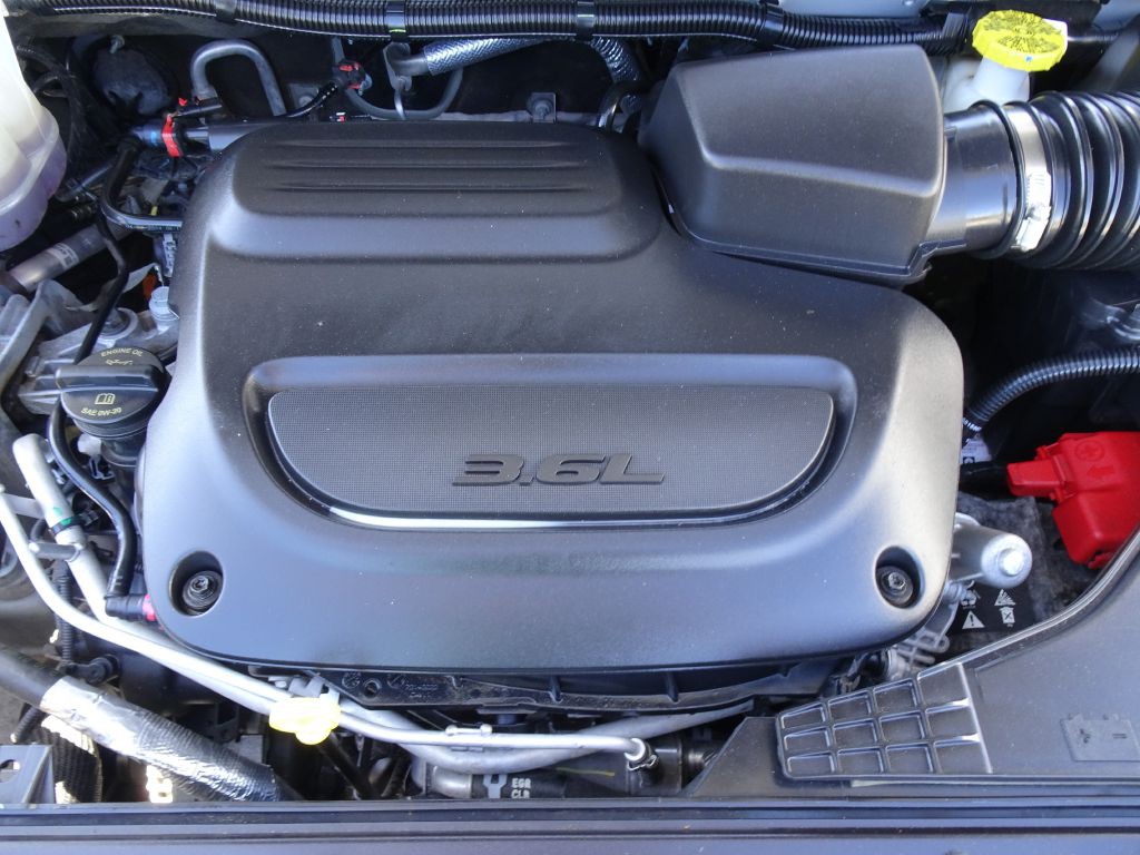 2024 Chrysler Pacifica Image 29