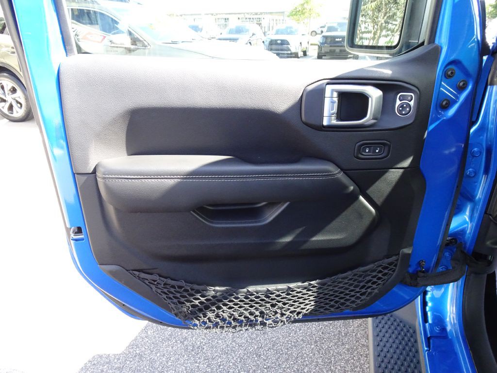 2022 Jeep Wrangler Unlimited Image 11
