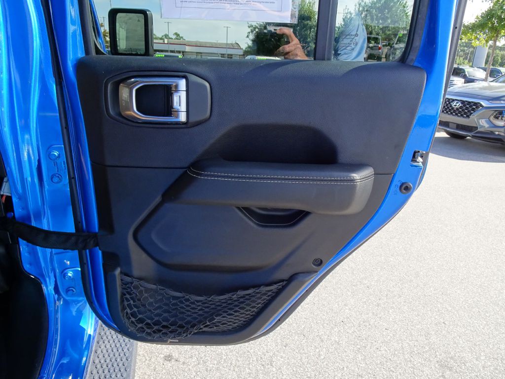 2022 Jeep Wrangler Unlimited Image 17