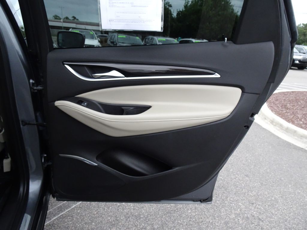 2020 Buick Enclave Image 20