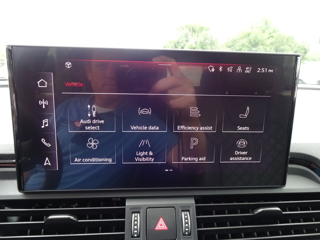 2021 Audi Q5 Image 23