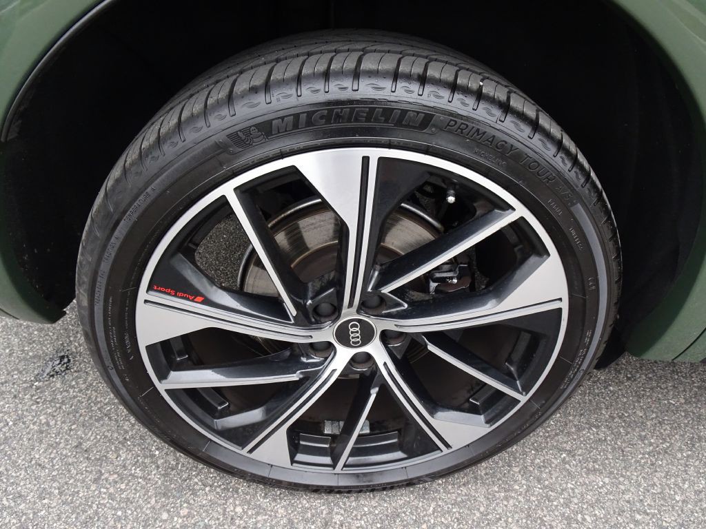 2021 Audi Q5 Image 33