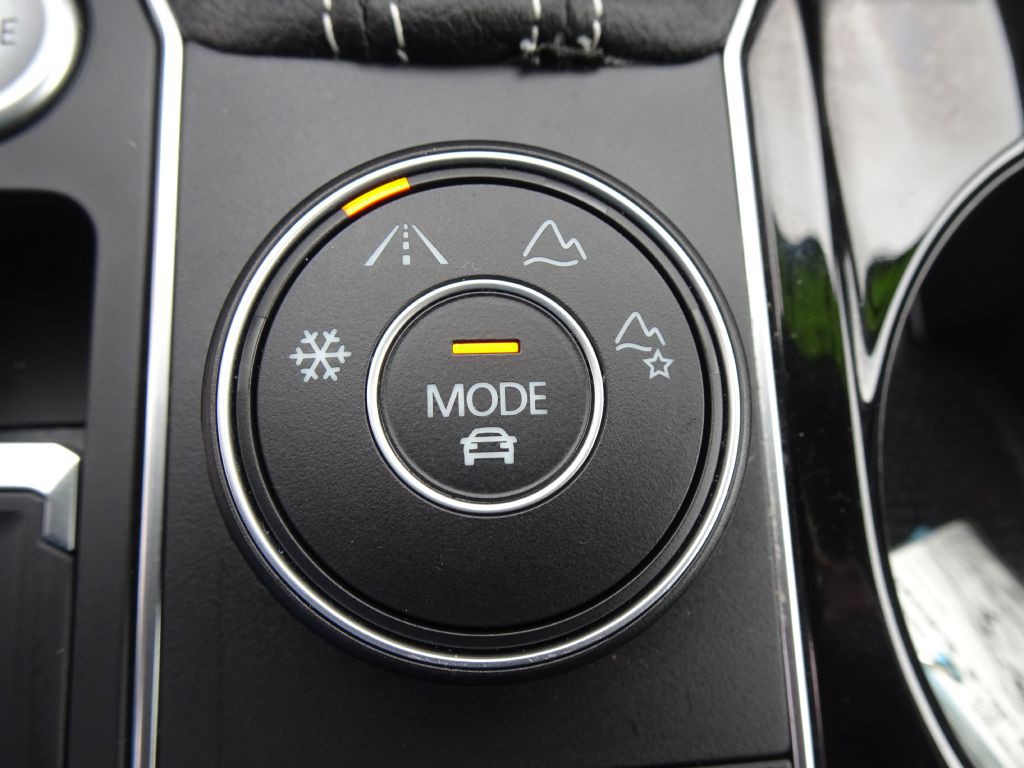 2022 Volkswagen Atlas Image 24
