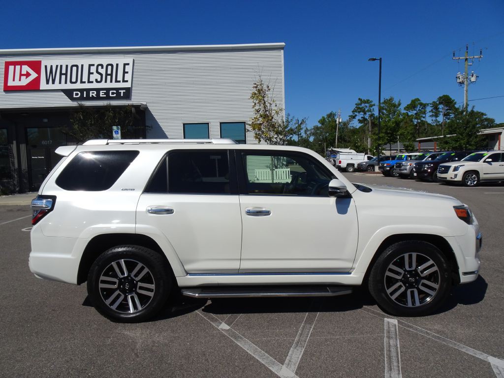 2016 Toyota 4Runner Image 2