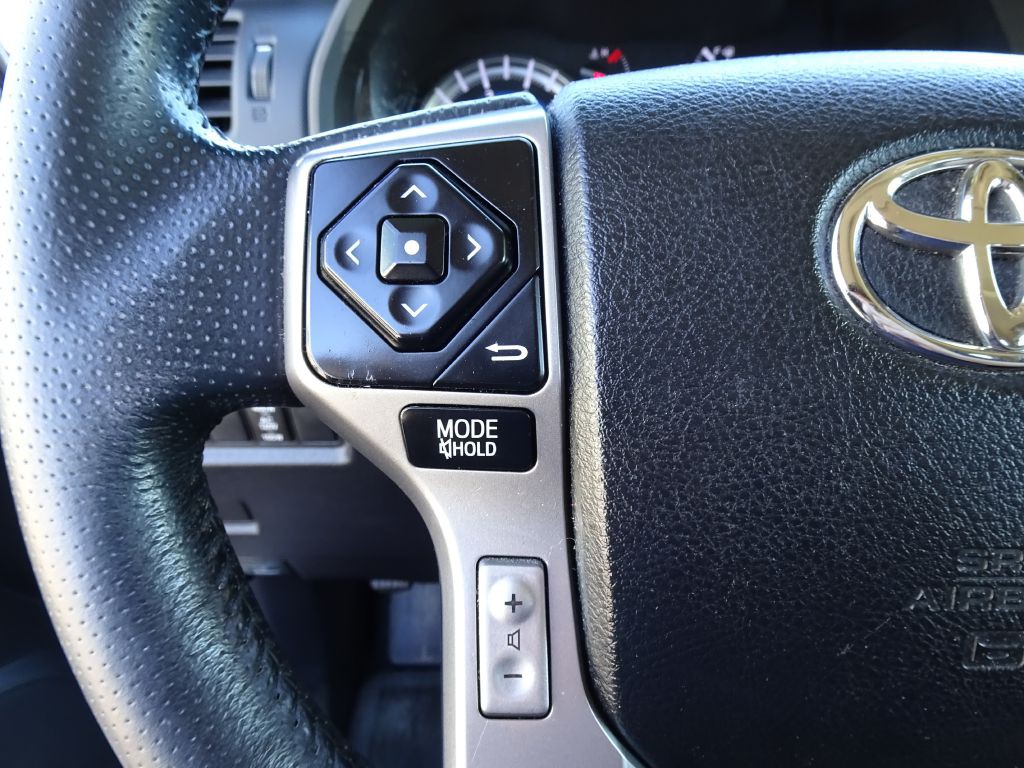 2016 Toyota 4Runner Image 28