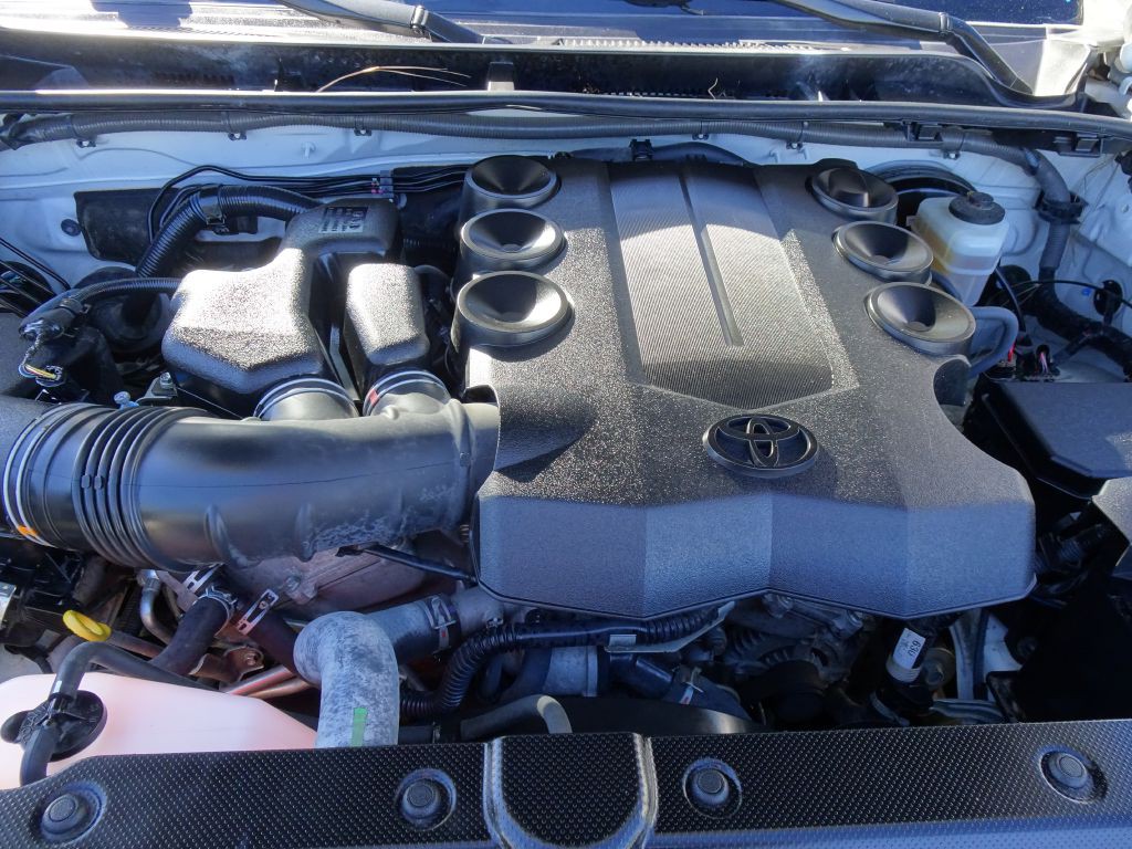 2016 Toyota 4Runner Image 30