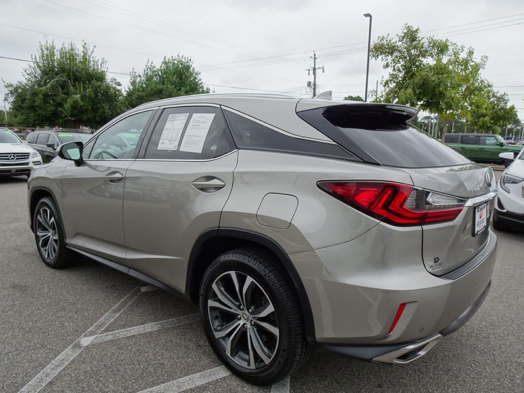 2017 Lexus RX Image 5