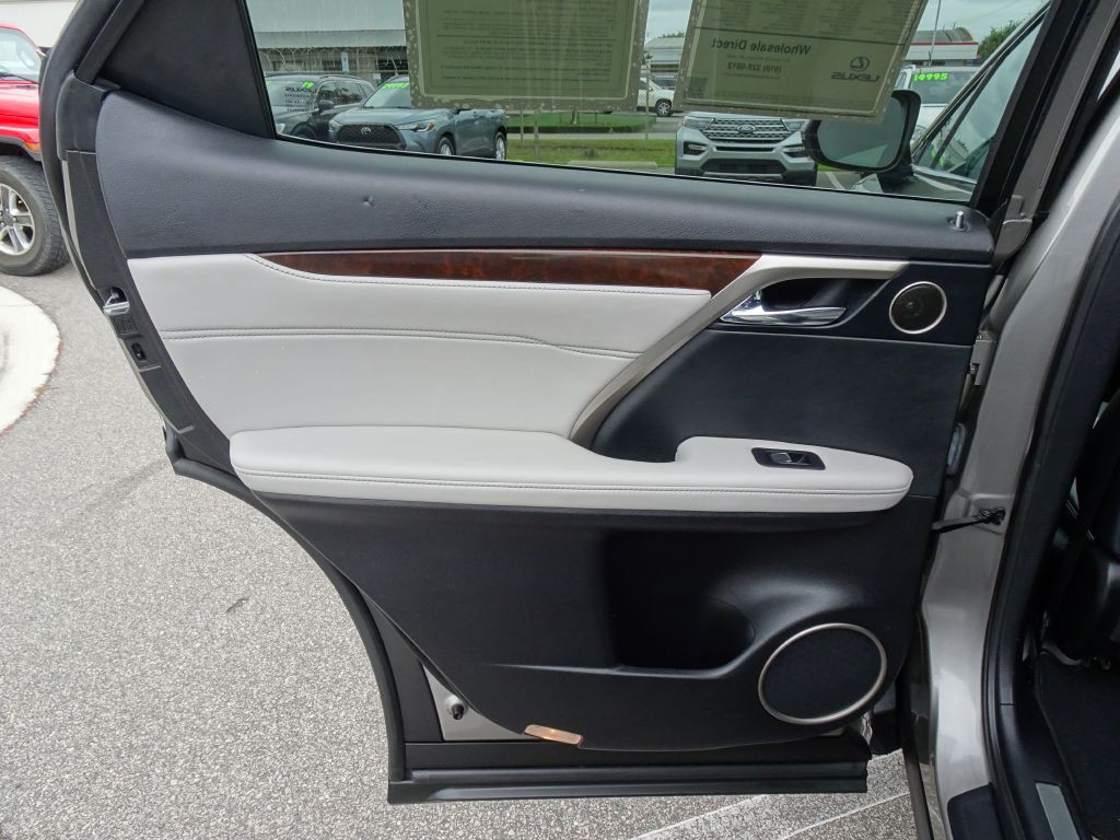 2017 Lexus RX Image 14
