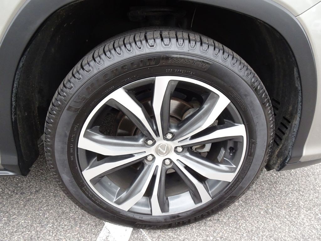 2017 Lexus RX Image 30