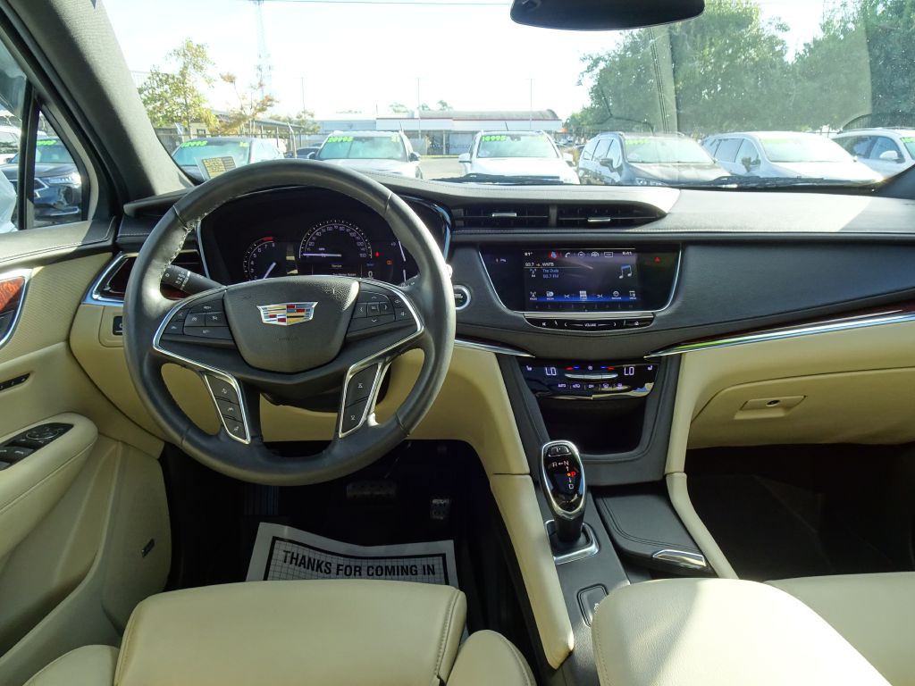 2017 Cadillac XT5 Image 20