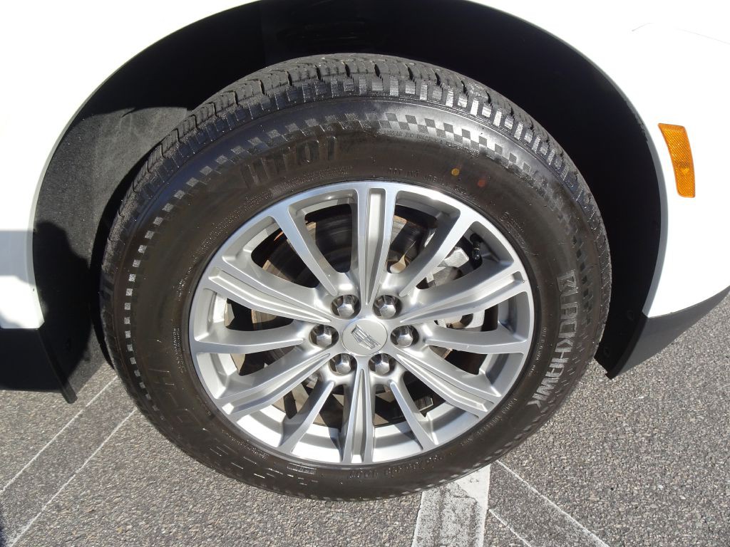 2017 Cadillac XT5 Image 32