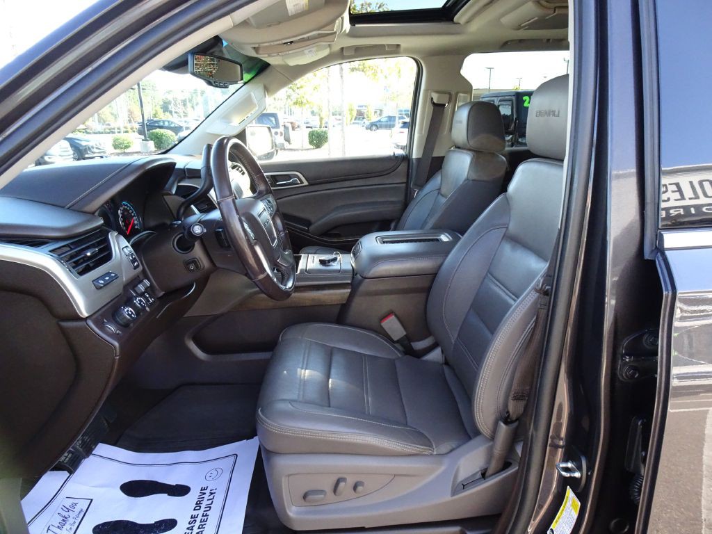 2018 GMC Yukon Image 9