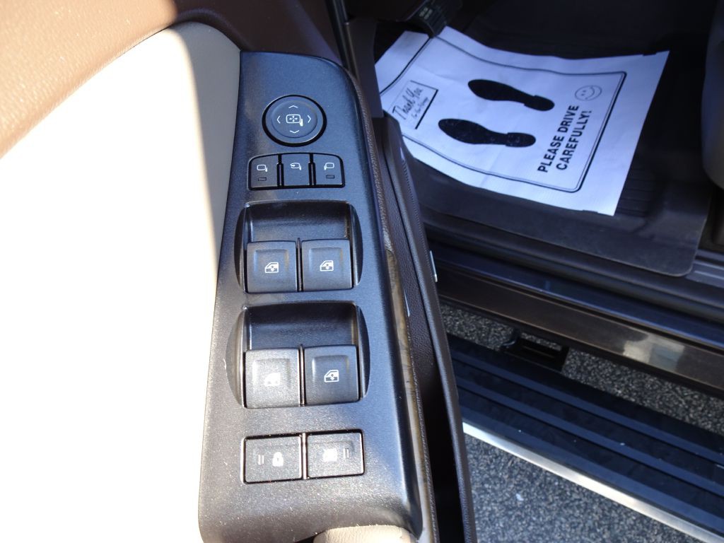 2018 GMC Yukon Image 12