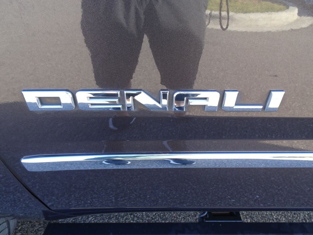 2018 GMC Yukon Image 49