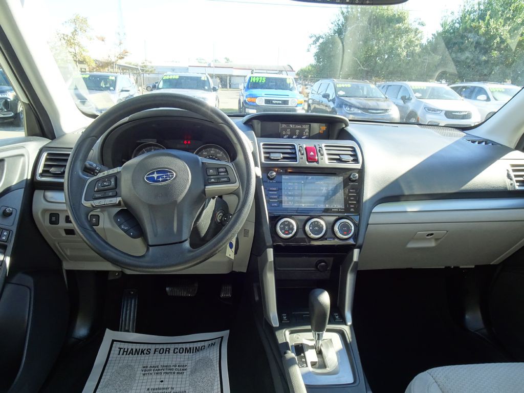 2016 Subaru Forester Image 19