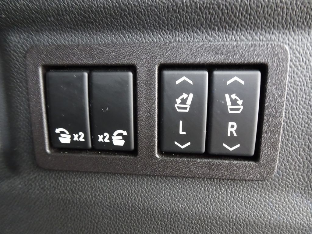 2023 Chevrolet Tahoe Image 34