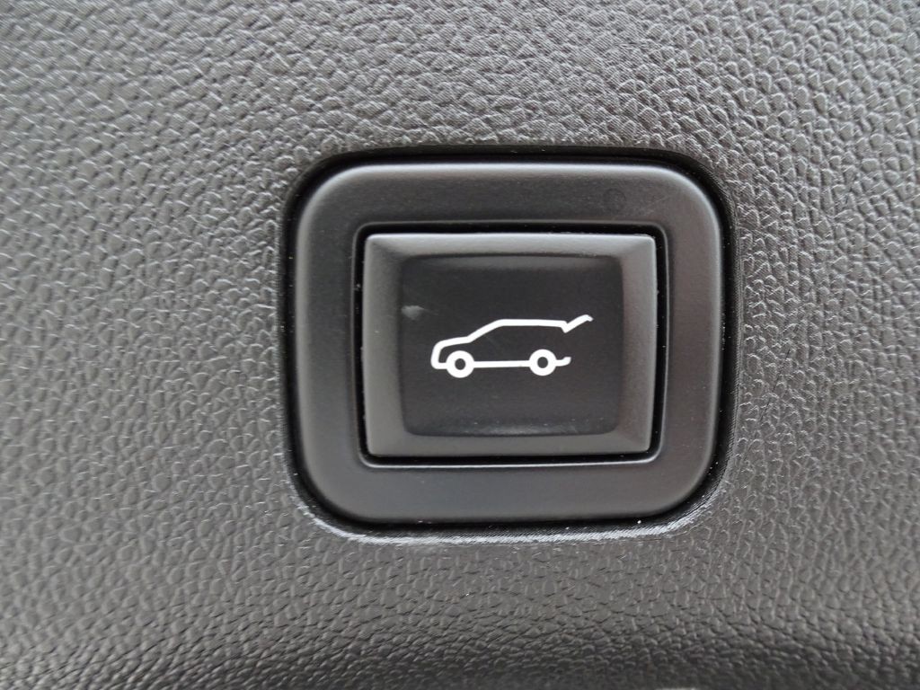 2023 Chevrolet Tahoe Image 35