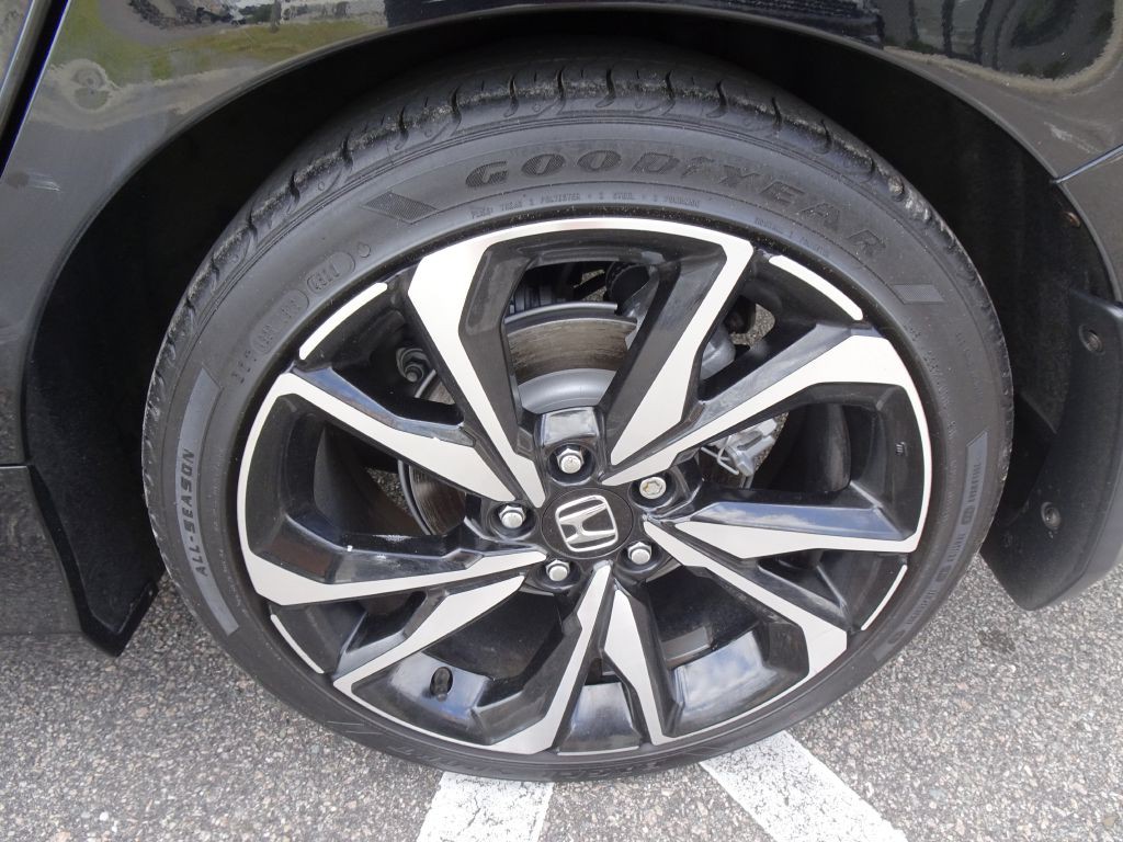 2019 Honda Civic Image 34