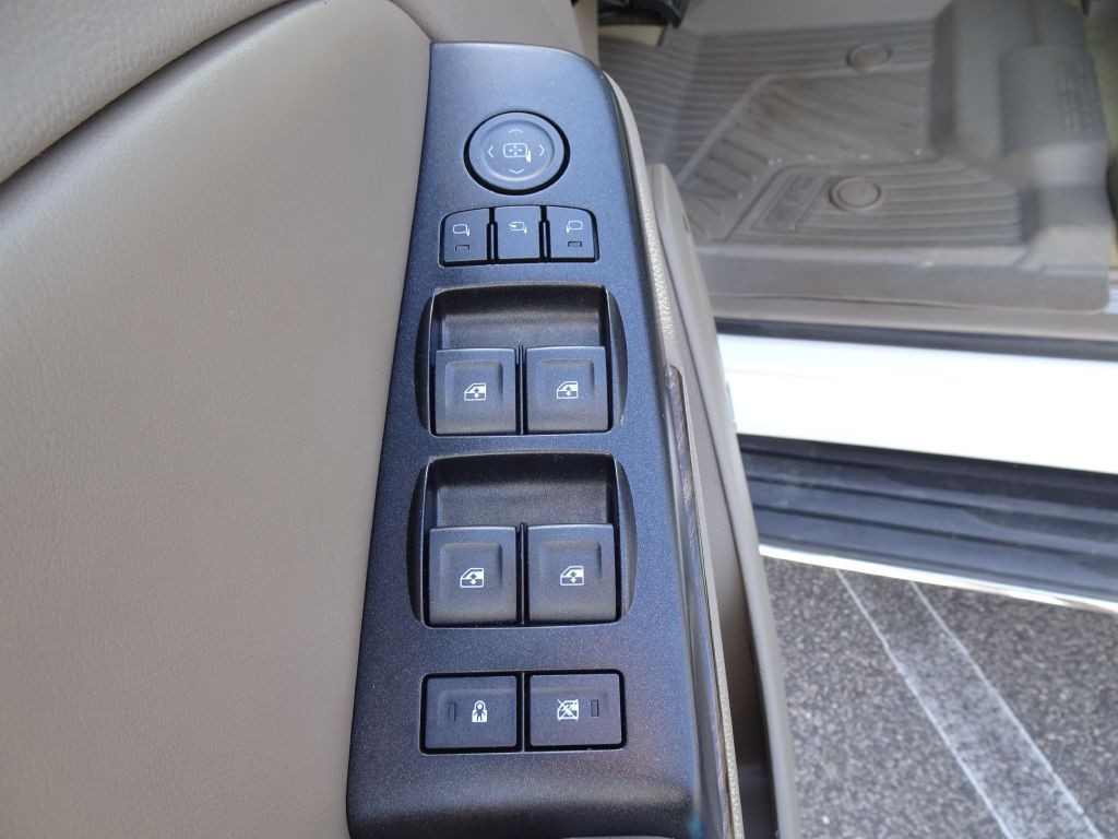 2016 GMC Yukon Image 12