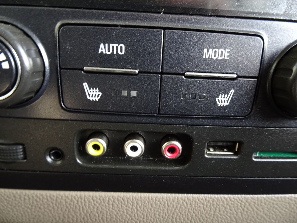 2016 GMC Yukon Image 25