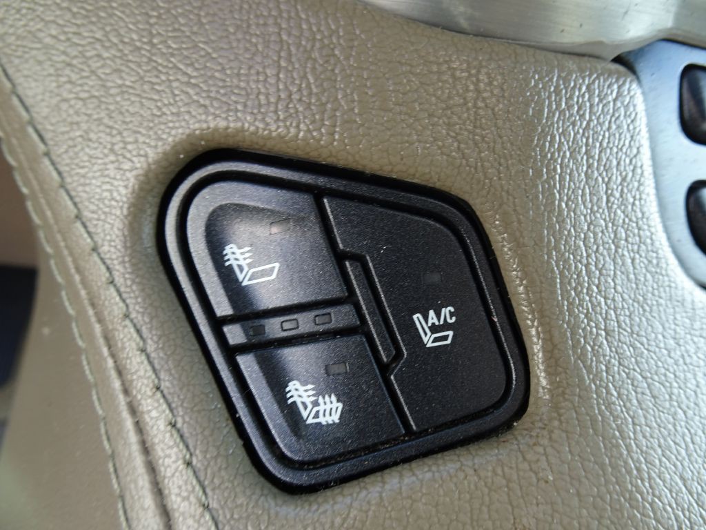 2016 GMC Yukon Image 29