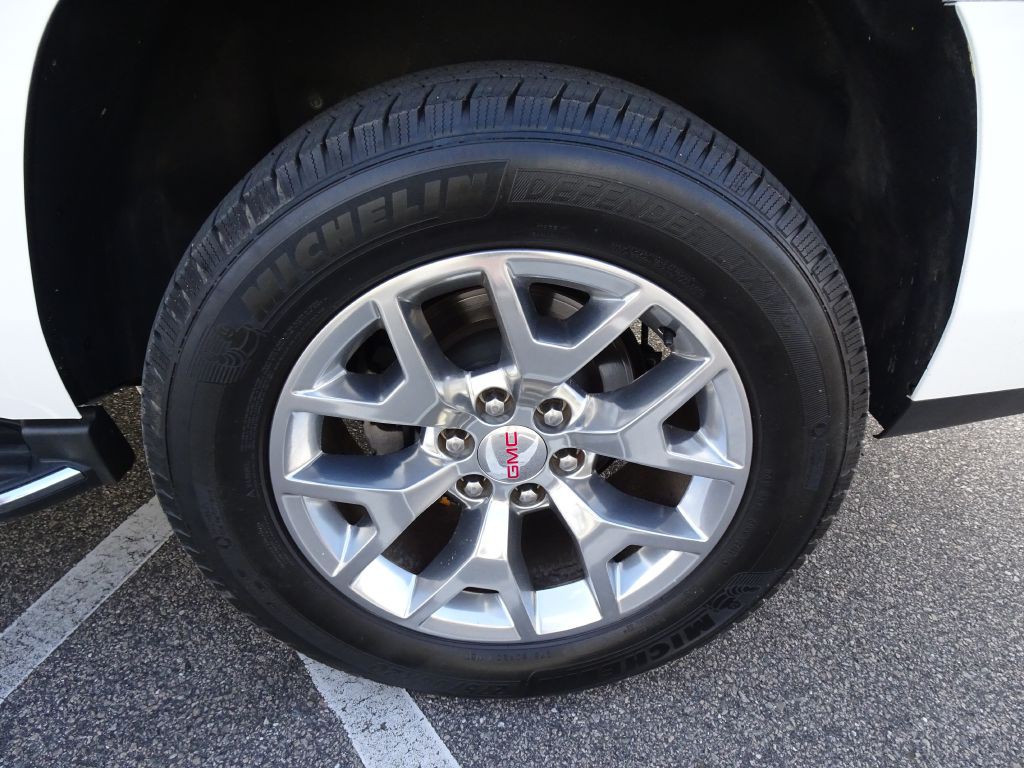 2016 GMC Yukon Image 44