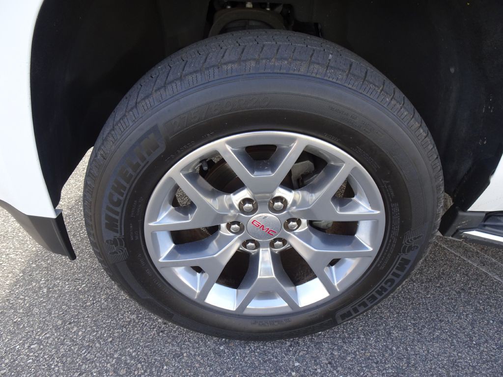 2016 GMC Yukon Image 46