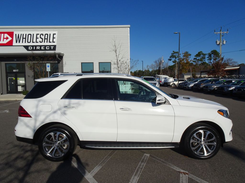 2016 Mercedes-Benz GLE-Class Image 2