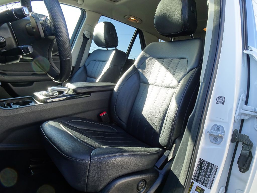 2016 Mercedes-Benz GLE-Class Image 10