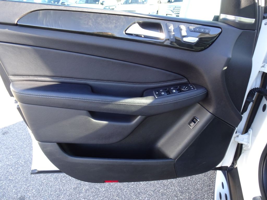 2016 Mercedes-Benz GLE-Class Image 11