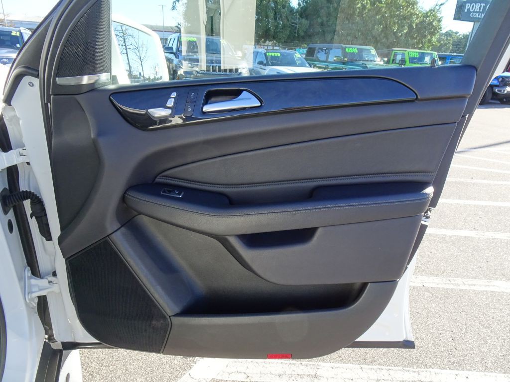 2016 Mercedes-Benz GLE-Class Image 16