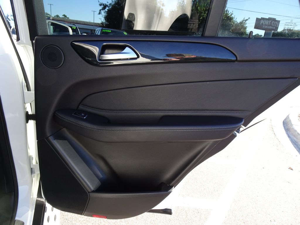 2016 Mercedes-Benz GLE-Class Image 18