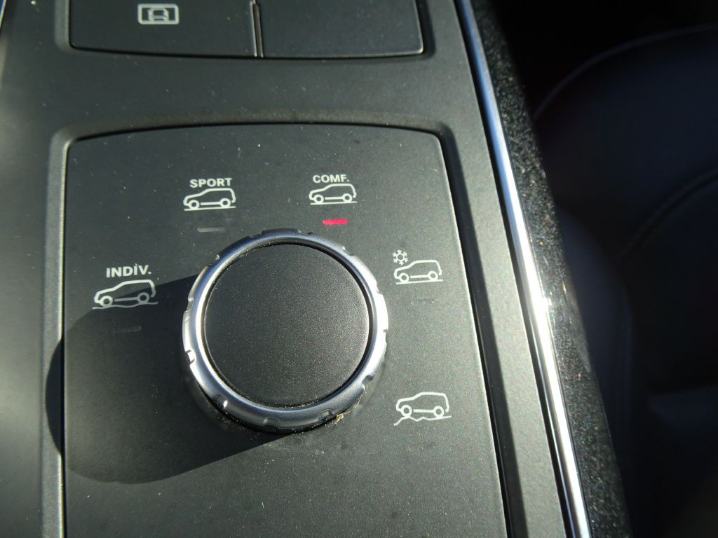 2016 Mercedes-Benz GLE-Class Image 24